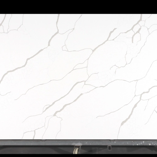 Dalle de quartz Calacatta GSQ 6911 pour plans de travail de cuisine et plans de toilette